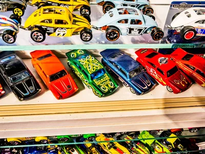 Купить Набор из 5 машинок (Хот Вилс | Hot Wheels) в СПб | Интернет-магазин  детских игрушек по выгодным ценам Bimkid.ru