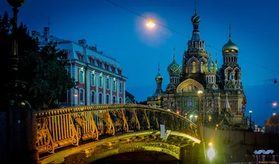 St Petersburg Guide - С рождеством Христовым! На фото: Храм Спаса на Крови  в Санкт-Петербург In the photo: Church of the Savior on Spilled Blood in  Saint Petersburg, Russia | Facebook