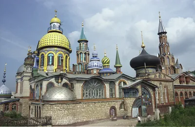 Казанский Храм всех религий обзавелся собственной парковкой – KazanFirst