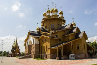 Белгород Церковь Веры, Надежды, Любови и Софии Церковь Георгия Победоносца  Фотография