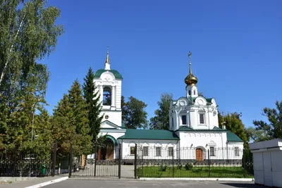 Кафедральный собор Троицы Живоначальной, Брянск (Брянск, город),  фотография. фасады