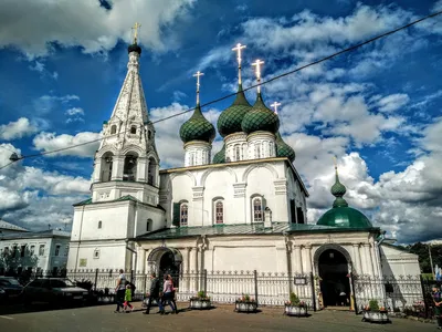 Там розы цветут... Как благоустроили Казанский монастырь в центре Ярославля-  Яррег - новости Ярославской области