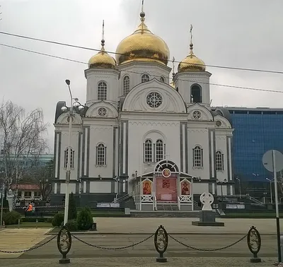 Свято-Троицкий собор Краснодара, колокольня | Соборы, Церковная  архитектура, Старые церкви