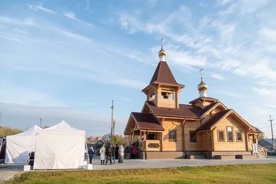 Фото: Собор Александра Невского, православный храм, Советская ул., 1А,  Новосибирск — Яндекс Карты