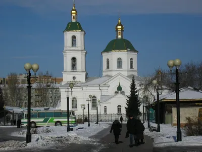 Крестовоздвиженский собор в Омске | Описание и фото