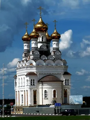 В какие храмы Воронежа люди обращаются за исцелением?