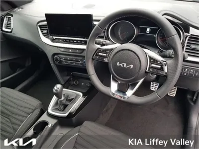 DNIPRO, UKRAINE - SEPTEMBER 05, 2017: KIA CEED, INTERIOR, DRIVER SEAT Stock  Photo - Alamy