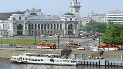 Гостиницы и отели рядом с Киевским вокзалом в Москве от 1900р. Бесплатное  бронирование.