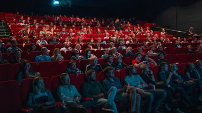 Игра в Пусане — Кинотеатр «#Кинокхв Атмосфера» Хабаровск. Расписание  сеансов, репертуар, афиша, билеты