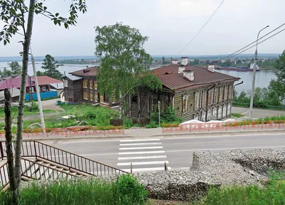 Церковь Спаса Нерукотворного Образа, Киренск (Киренский район), фотография.  общий вид в ландшафте Вид с СЗ