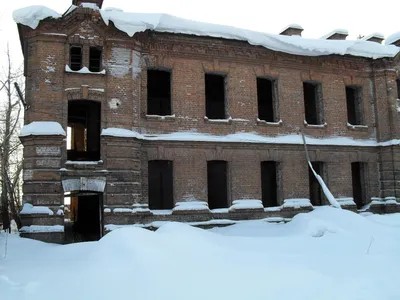 Фото: Стела Киренск, въездной знак, Иркутская область, Киренск, улица  Стояновича — Яндекс Карты