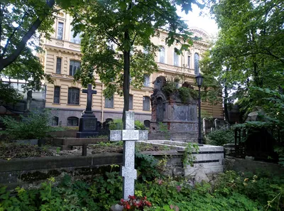 Самые старые кладбища Санкт-Петербурга. Никольское кладбище  Александро-Невской лавры | Искатель приключений | Дзен