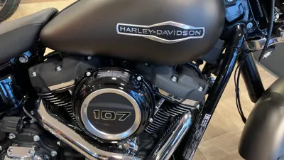 Harley-Davidson Новосибирск - С наступающим Новым Годом! Приезжайте за  подарками и новогодним настроением! Harley-Davidson Новосибирск +7 (383)  36-36-580, ул. Станционная, 62/1 Harley-Davidson Красноярск +7 (391)  290-60-70, ул. Караульная, 31 Harley ...