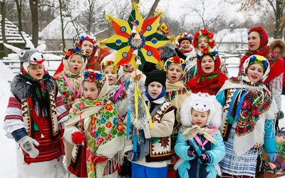 Колядки на Рождество в Беларуси: народные обычаи и где колядовать в 2022  году