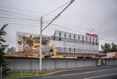 Начался снос основного здания комбината «Здоровье» в Казани 01.10.2017 -  KazanFirst