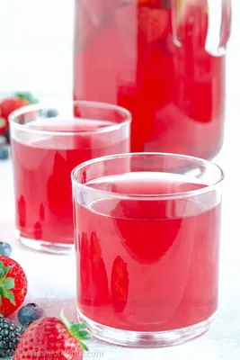 Balkan food: Sweet Sipping on a Cherry Apricot Bulgarian Kompot