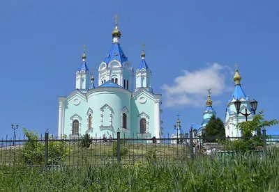 File:Коренная пустынь Колокольня Курская область 2018 фото 1.jpg -  Wikimedia Commons