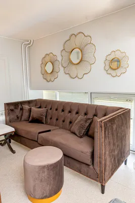 Коричневый диван в интерьере: выбор модели, оттенка и правила размещения |  Интерьерро | Дзен