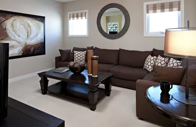 2024 ЗОНЫ ОТДЫХА фото коричневый диван в интерьере светлой гостиной,  Днепропетровск, AzovskiyPahomovaArchitects