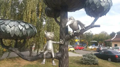 Файл:Voronezh monument Cat from Lezyukov street.jpg — Википедия