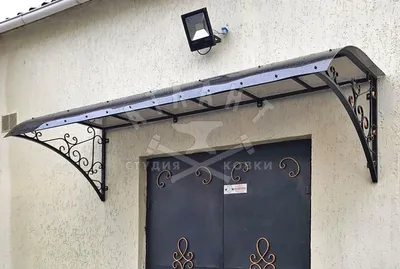Большой козырек над входной группой под ключ - Белая Волна