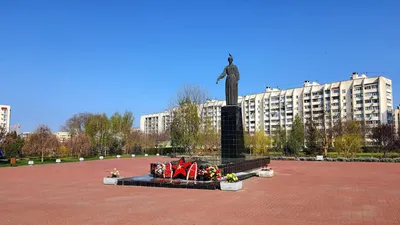 КРАСНАЯ ГОРКА, село, центр Нуримановского р‑на