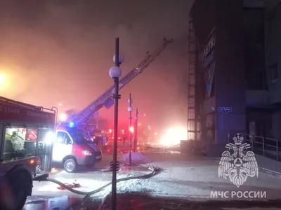 Пожар в ТЦ \"Взлётка Plaza\" мог начаться из-за электроприбора в точке  общепита | 30.11.2022 | Красноярск - БезФормата