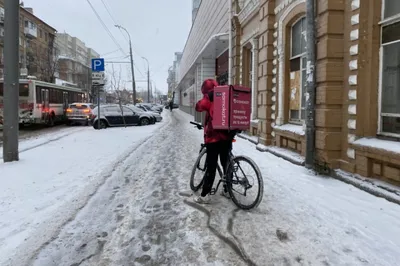 Красноярск уже перекрывает главную улицу на выходные. Омск, как обычно...