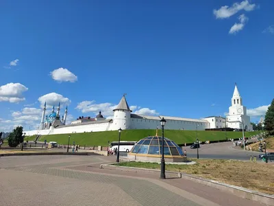 File:16 Казанский кремль на закате Казань.jpg - Wikimedia Commons