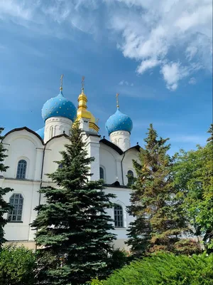 Kazan Kremlin in summer, Tatarstan, Russia. Beautiful scenic view of Kul  Sharif mosque, great landmark of Kazan. Famous tourist attraction, Islamic  ar Stock Photo - Alamy