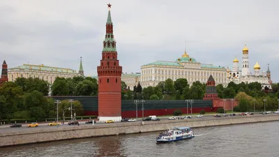 Красная площадь и Спасская башня Московского Кремля. Москва Кремль Red  Square and Spasskaya Tower of the Moscow Kremlin. Moscow Kremlin foto de  Stock | Adobe Stock