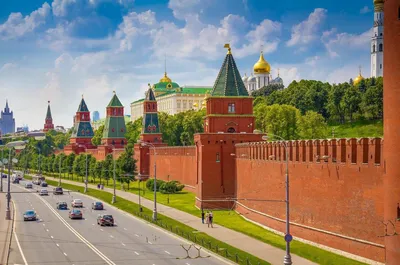 Красная площадь и Спасская башня Московского Кремля. Москва Кремль Red  Square and Spasskaya Tower of the Moscow Kremlin. Moscow Kremlin foto de  Stock | Adobe Stock