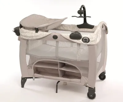 Манеж-кровать Graco с переносной люлькой (Graco Pack 'n Play Playard  Bassinet Changer with Cuddle Cove Rocking Seat)