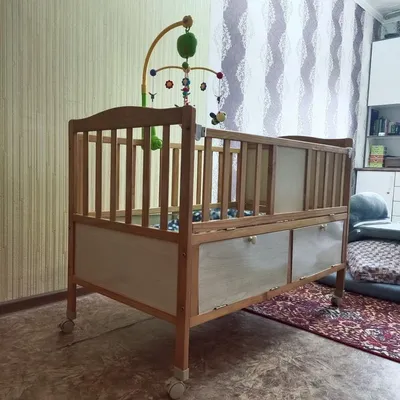 Кровать-манеж Breeze 4moms | Купить в СПб в магазине Piccolo