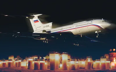 Пользователи Сети обсуждают видео со странной \"вспышкой\" в небе во время крушения  Ту-154 под Сочи — 25.12.2016 — В России на РЕН ТВ