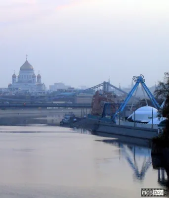 Крымский Мост Или Крымский Мост Москва Россия — стоковые фотографии и  другие картинки Архитектура - iStock