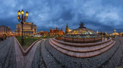 Вид из мира центральных детей. Московский Кремль. Редакционное Фотография -  изображение насчитывающей высота, панорама: 182293102