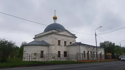 город Кубинка в районе Москвы. архитектура и улицы военного городка Кубинка  для военнослужащих Редакционное Изображение - изображение насчитывающей  дом, природа: 231084885