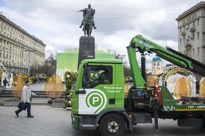 Куда ижевчанам жаловаться на незаконную парковку и сколько придется  заплатить нарушителям? - KP.RU