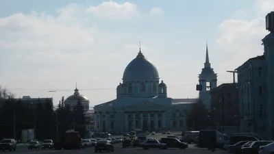 На въезде в Курск установлены три новые стелы