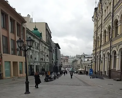 Фотография Кузнецкий мост и Рождественка новые пешеходные зоны Москвы |  Фотобанк ГеоФото/GeoPhoto | GetImages Group