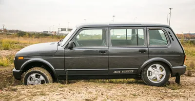 Лада 4x4 Урбан 5 Дв. 2023-2024 купить в Москве — комплектации и цены на  новый Lada 4x4 Urban 5 Дв. у официального дилера