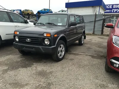 Фото обзор 5-ти дверной Lada 4x4 Урбан (ВАЗ 2131)