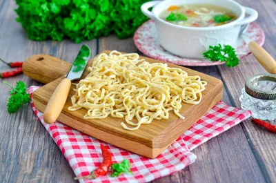 Купить Лапша быстрого приготовления Нонгшим Кимчи Рамён, 75г, Nongshim,  Корея по цене 137 руб.