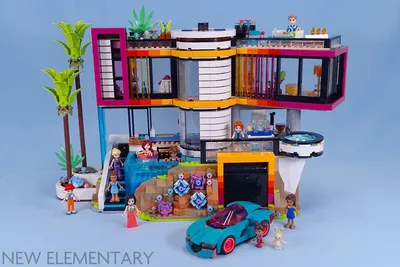 LEGO® Friends build review and interview: 42639 Andrea's Modern Mansion |  New Elementary: LEGO® parts, sets and techniques