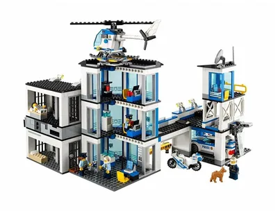 Конструктор LEGO City Police Полицейский участок 60316 купить по цене 44790  ₸ в интернет-магазине Детский мир