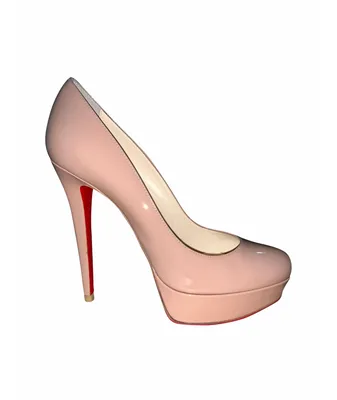 Louboutin туфли для любителей моды