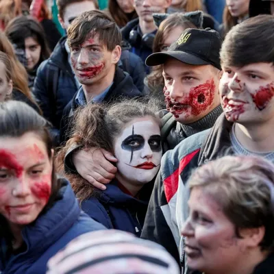 Фото макияжа зомби: жуткие и ужасающие изображения