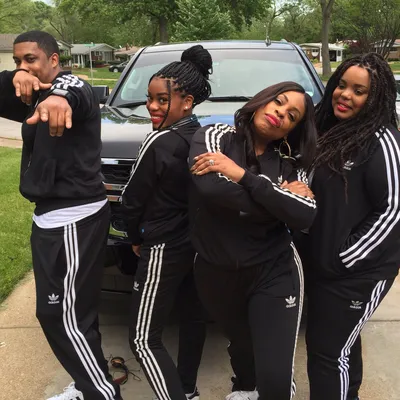 Niecy Nash on X: \"My Adidas ♠️ and My Babies❤️ #mothersday  https://t.co/j7VZHWNMiq\" / X