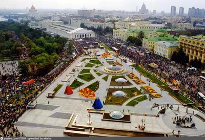 Манежная площадь в Москве